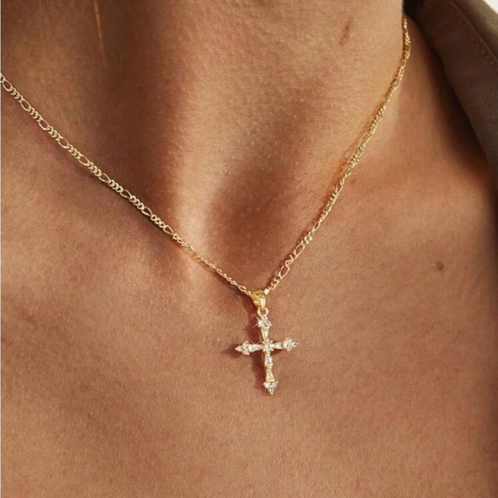 14k Gold Plated Cross Pendant Necklace - Picture 1 of 10